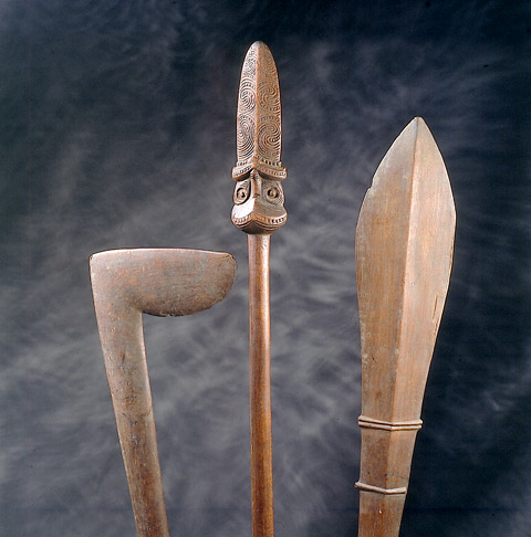Aste cerimoniali dei Maori presenti nel Museo di Antropologia di Napoli raccolte da Nicolucci