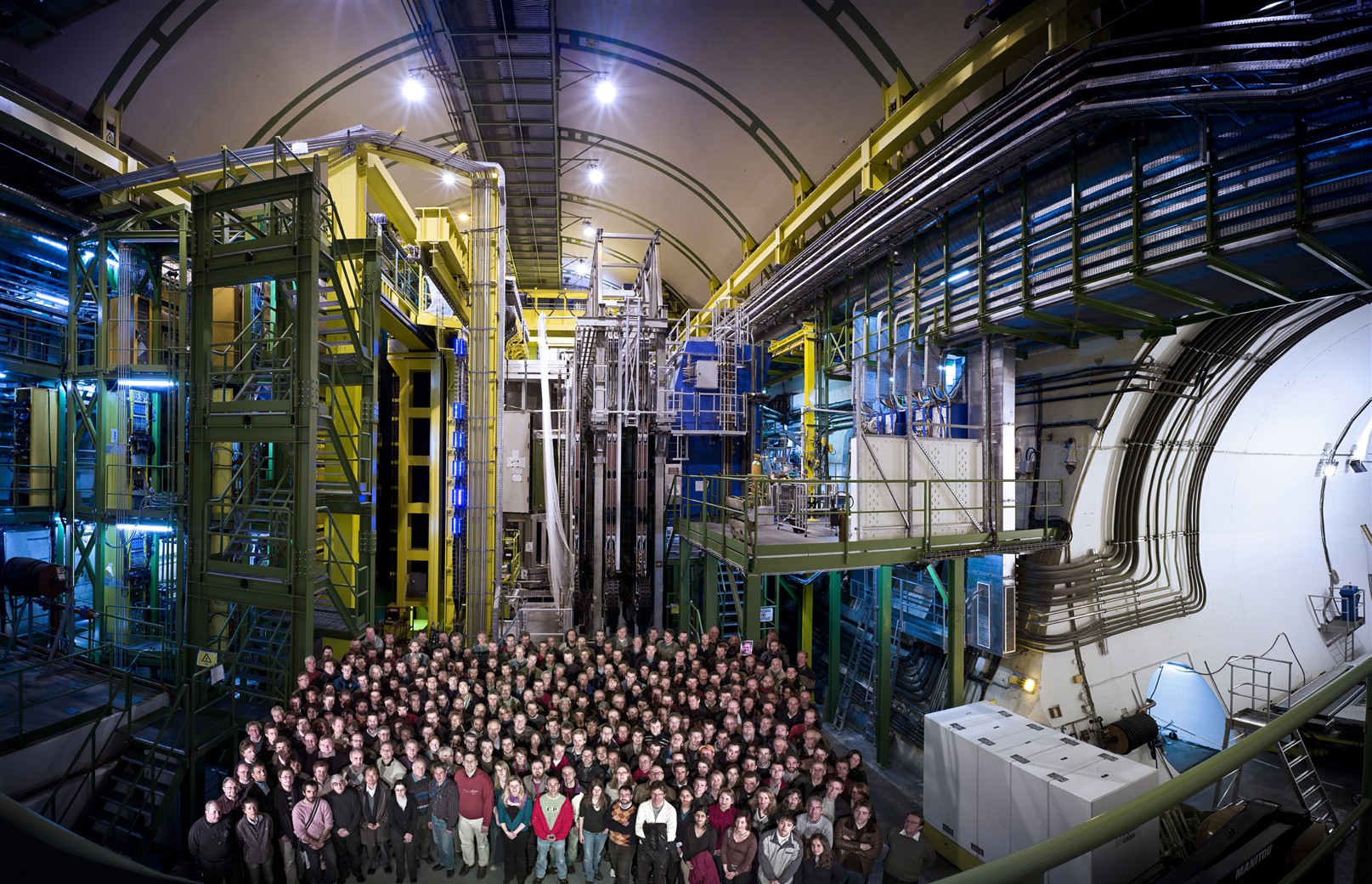La collaborazione LHCb nel 2008. Credit: collaborazione LHCb. 