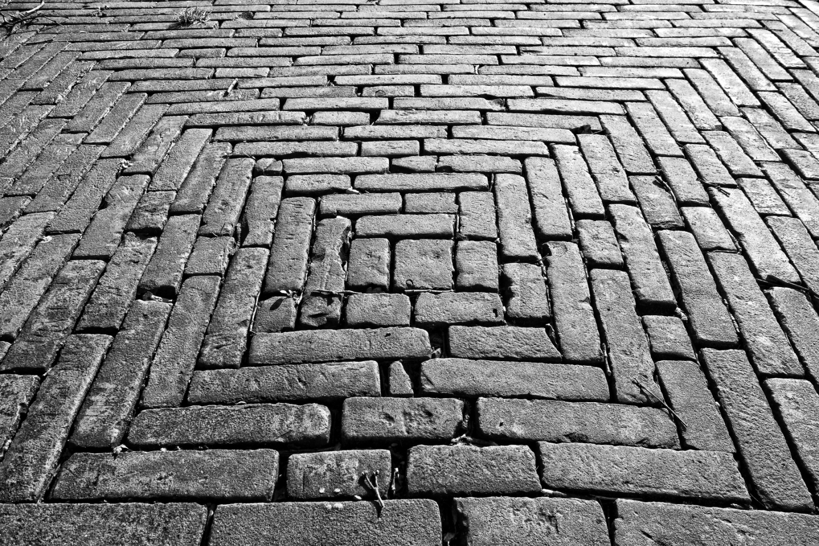 strada tipica cittadina