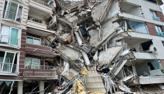 edifici crollati nella provincia turca di Hatay