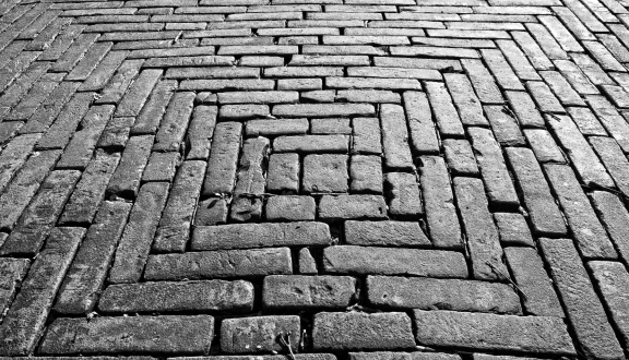 strada tipica cittadina