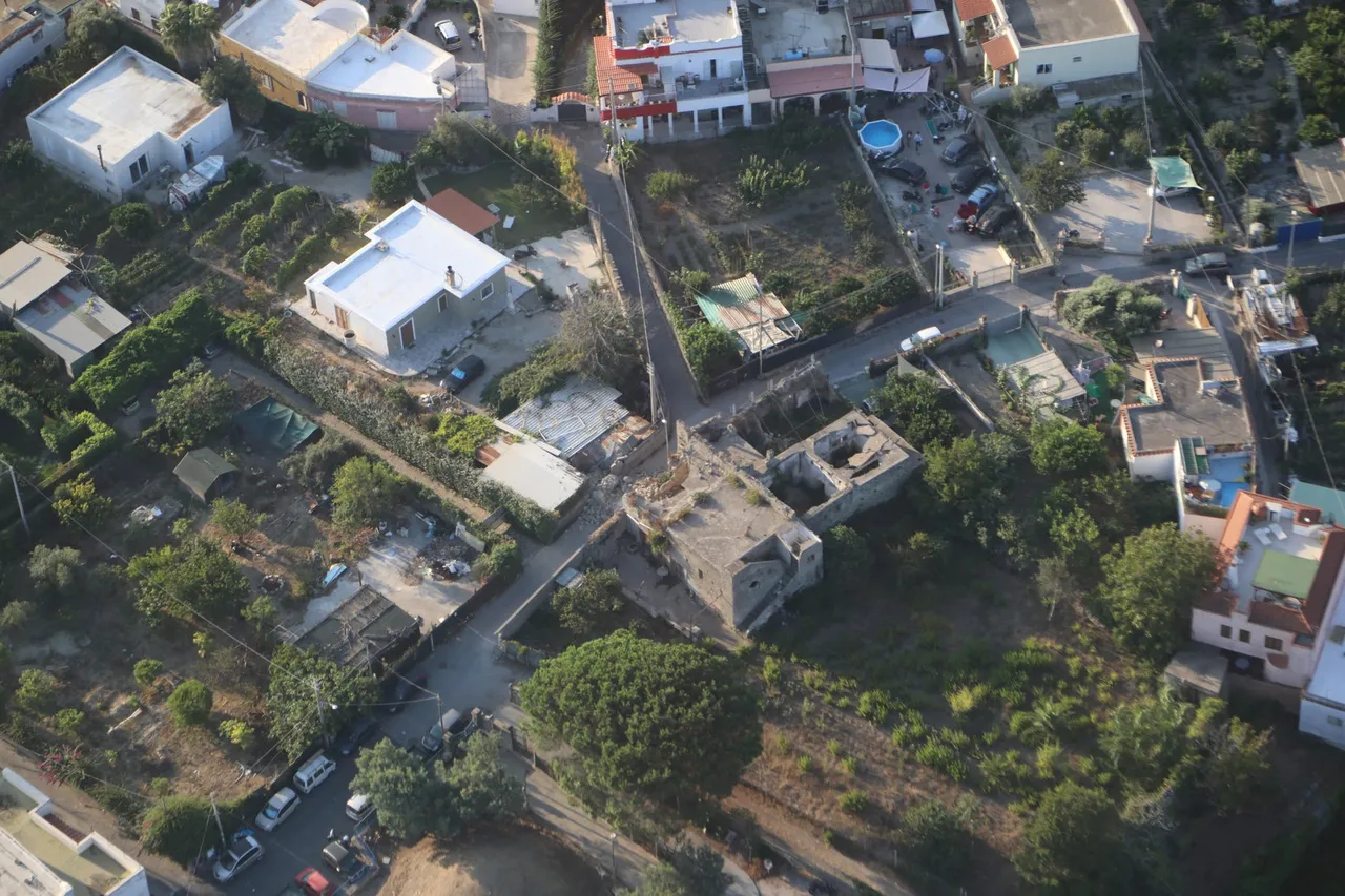 Ischia danni agli edifici in seguito al terremoto del 21 agosto 2017