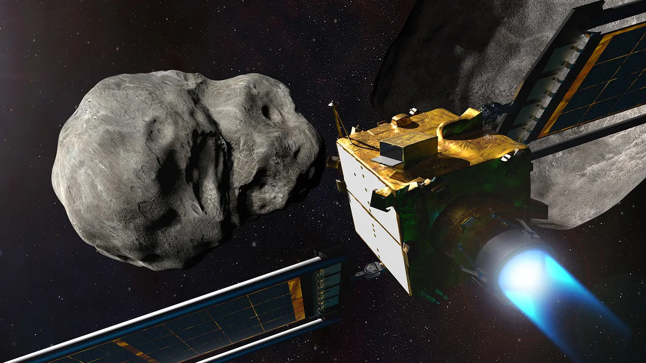 Raffigurazione pittorica della sonda DART della NASA che, spinta dal motore a ioni, si sta dirigendo verso il suo bersaglio. L’impatto con il piccolo satellite è previsto per la…