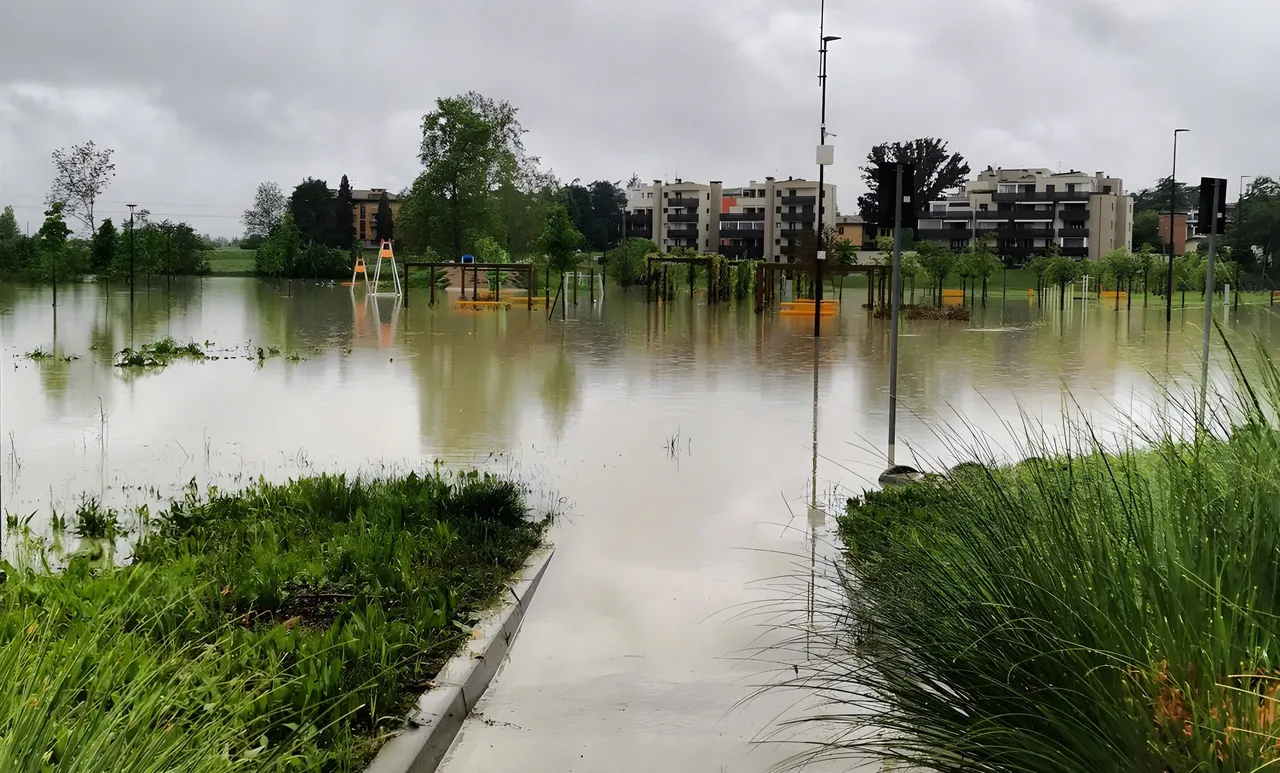 Immagine di parco sommerso da un'alluvione