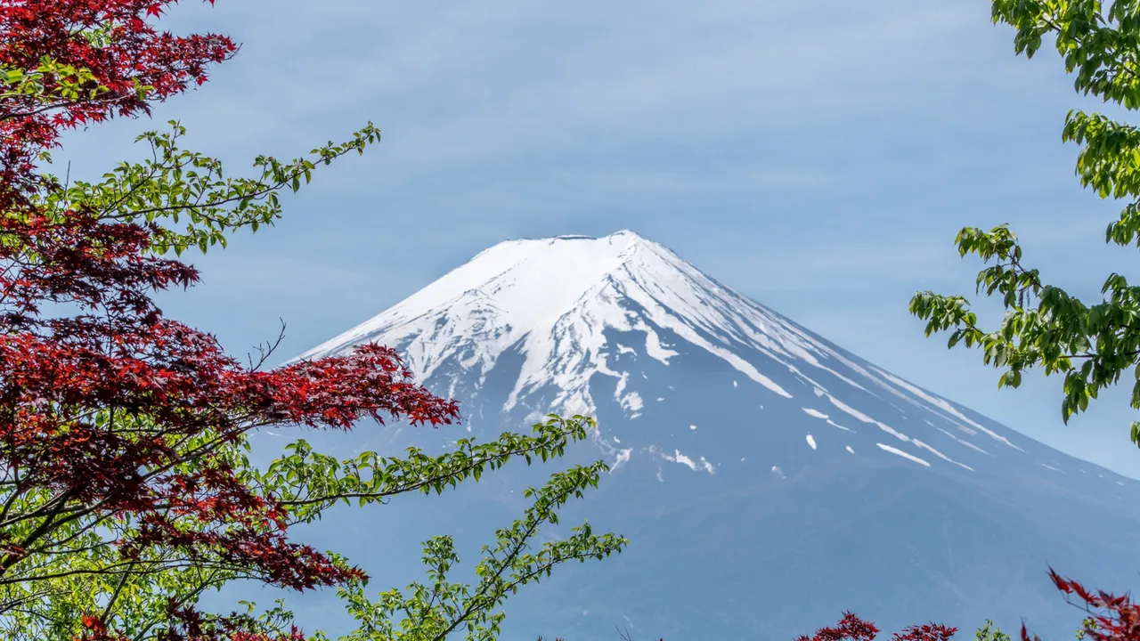 una veduta del monte Fuji in Giappone
