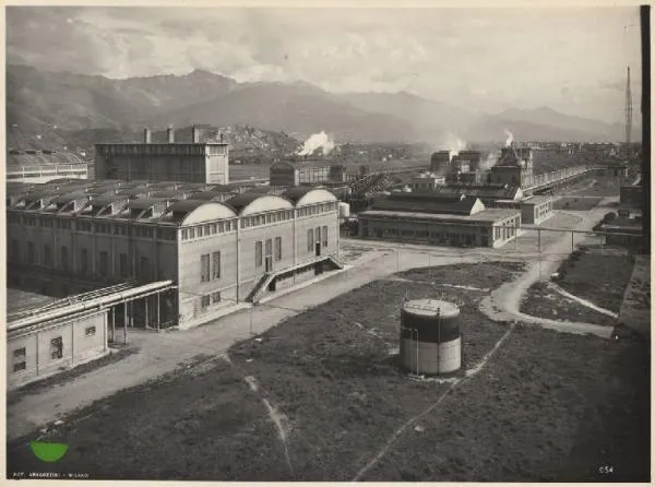 Lo stabilimento di Avenza nel 1945