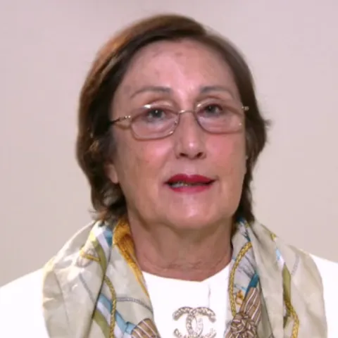 Lucia Votano